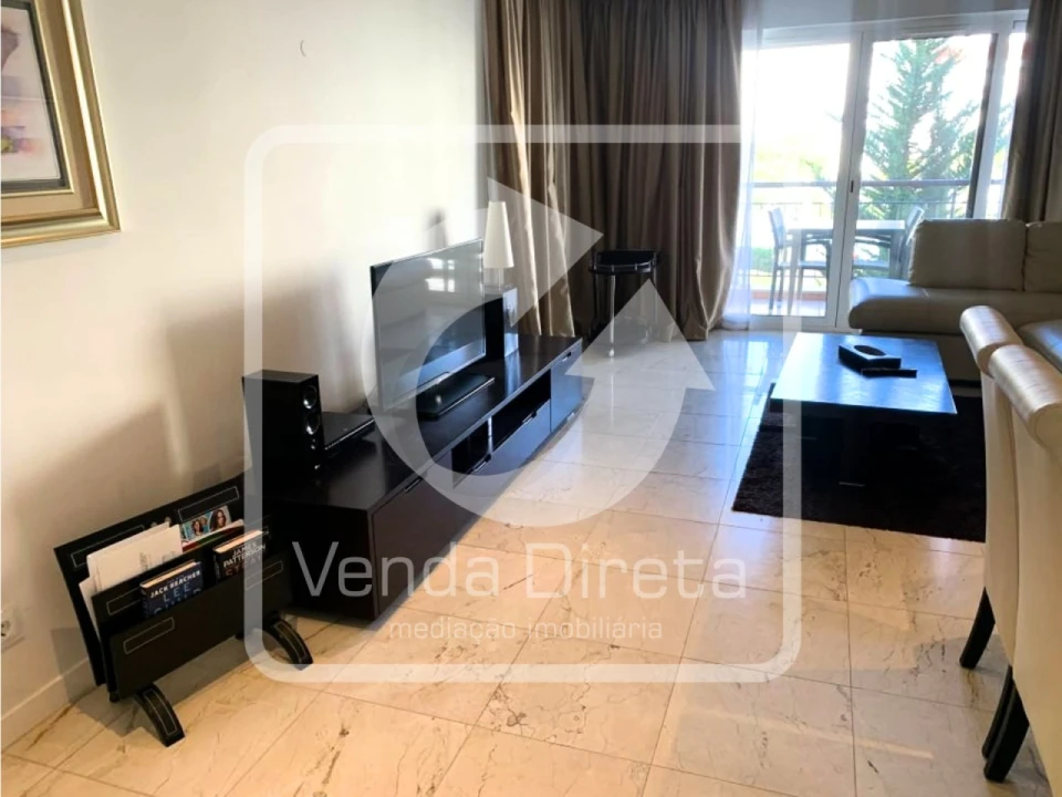 Apartamento T2 para Venda em Quarteira Foto 4