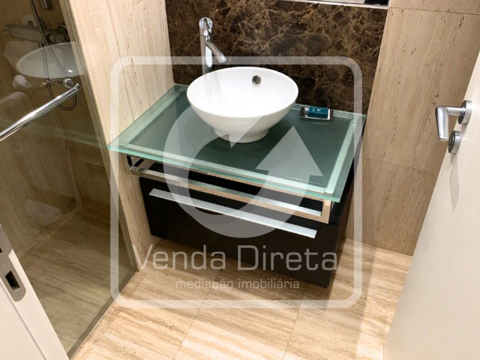Apartamento T2 para Venda em Quarteira Foto 12