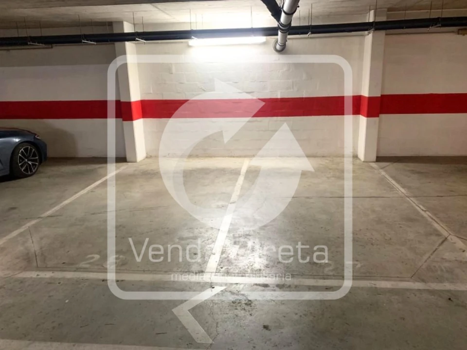 Apartamento T2 para Venda em Quarteira Foto 14