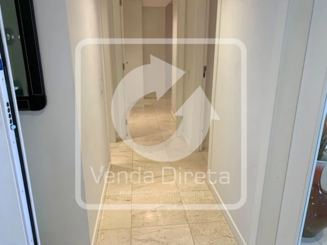 Apartamento T2 para Venda em Quarteira Foto 7
