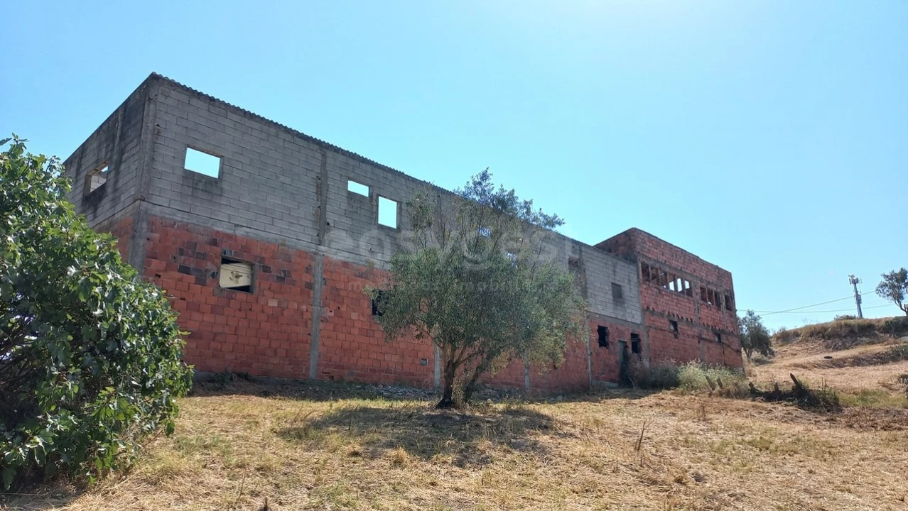 Terreno Misto para Venda em Abrã Foto 2