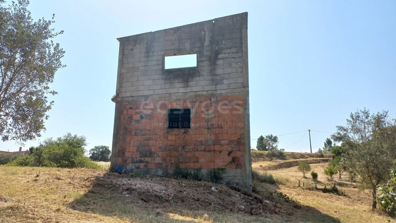 Terreno Misto para Venda em Abrã Foto 3