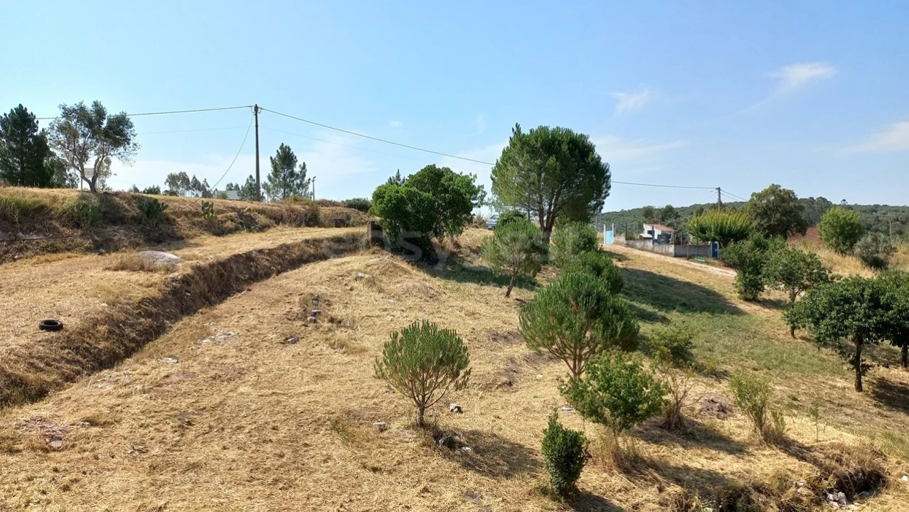 Terreno Misto para Venda em Abrã Foto 13