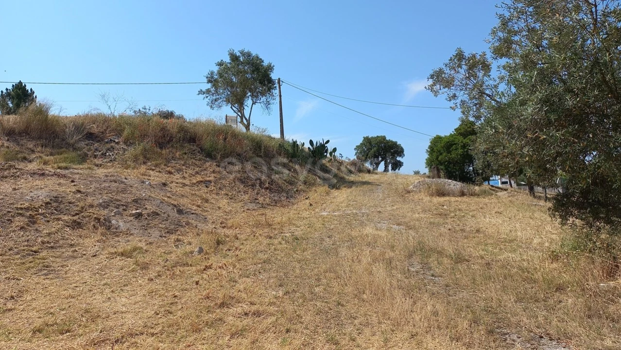 Terreno Misto para Venda em Abrã Foto 23