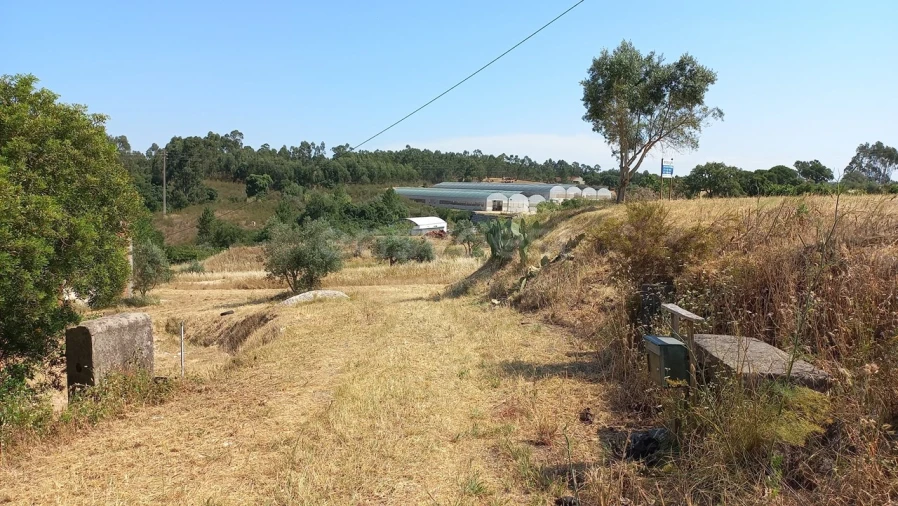 Terreno Misto para Venda em Abrã Foto 25