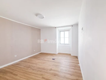 Moradia T4 para Venda em Torres Novas (São Pedro), Lapas e Ribeira Branca