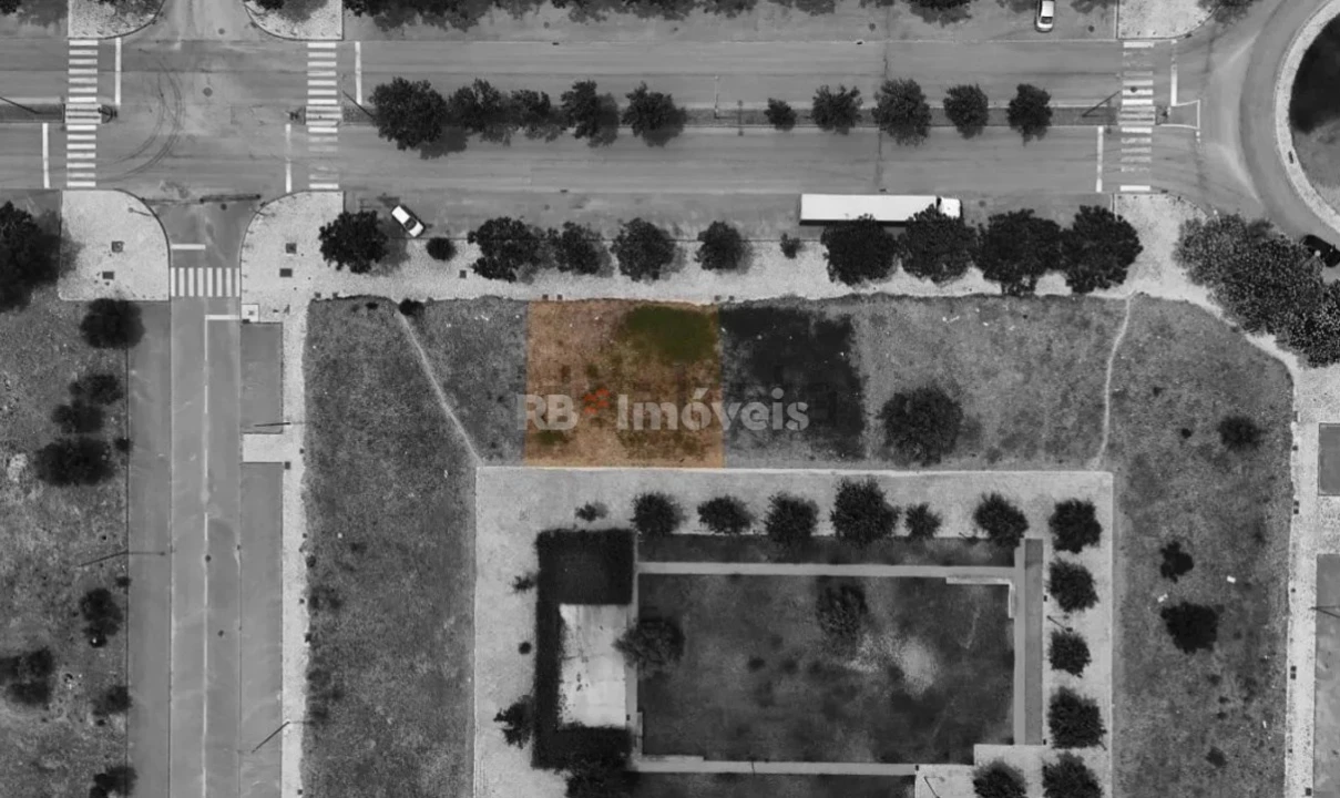 Terreno P/ Prédio para Venda em São João Baptista Foto 1