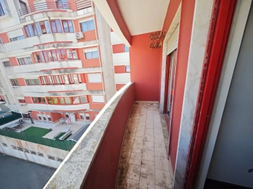 Apartamento T2 para Venda em Algueirão-Mem Martins