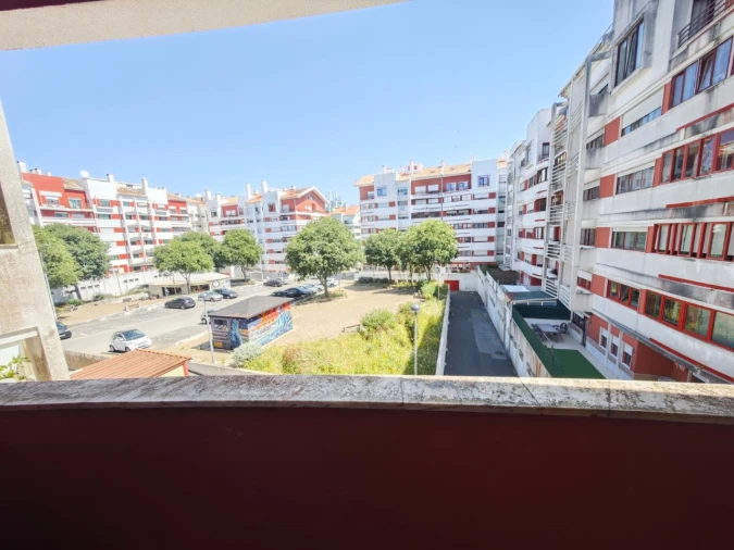 Apartamento T2 para Venda em Algueirão-Mem Martins Foto 19