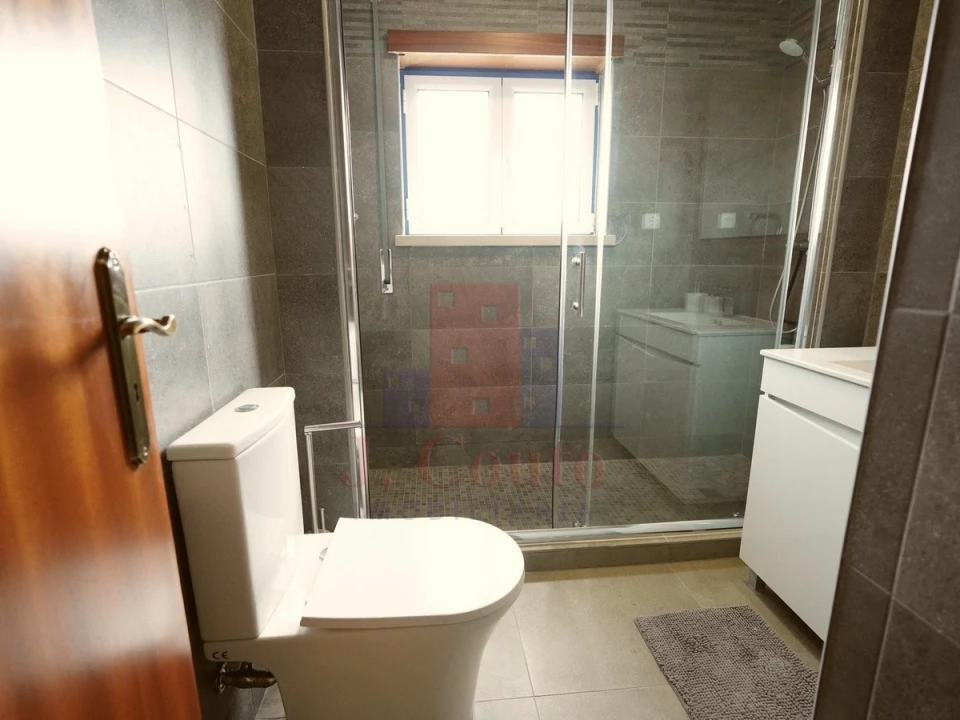 Moradia T5 para Venda em Vimeiro Foto 41