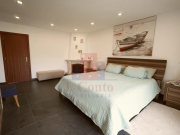 Moradia T5 para Venda em Vimeiro