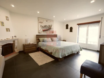 Moradia T5 para Venda em Vimeiro
