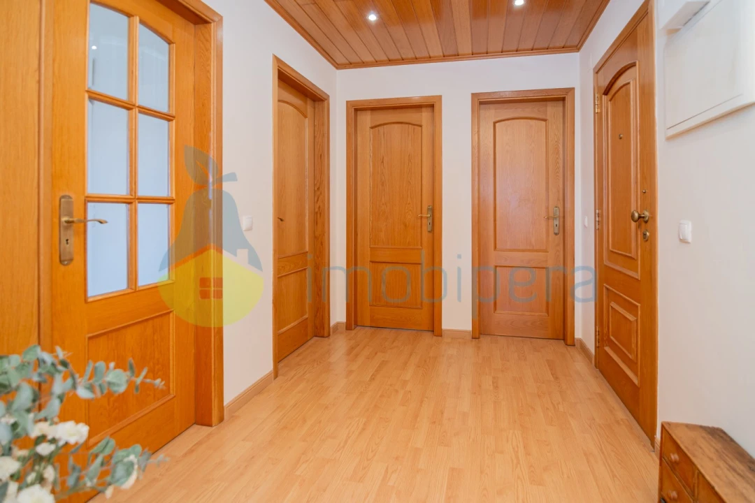 Apartamento T4 para Venda em Lagoa e Carvoeiro Foto 18