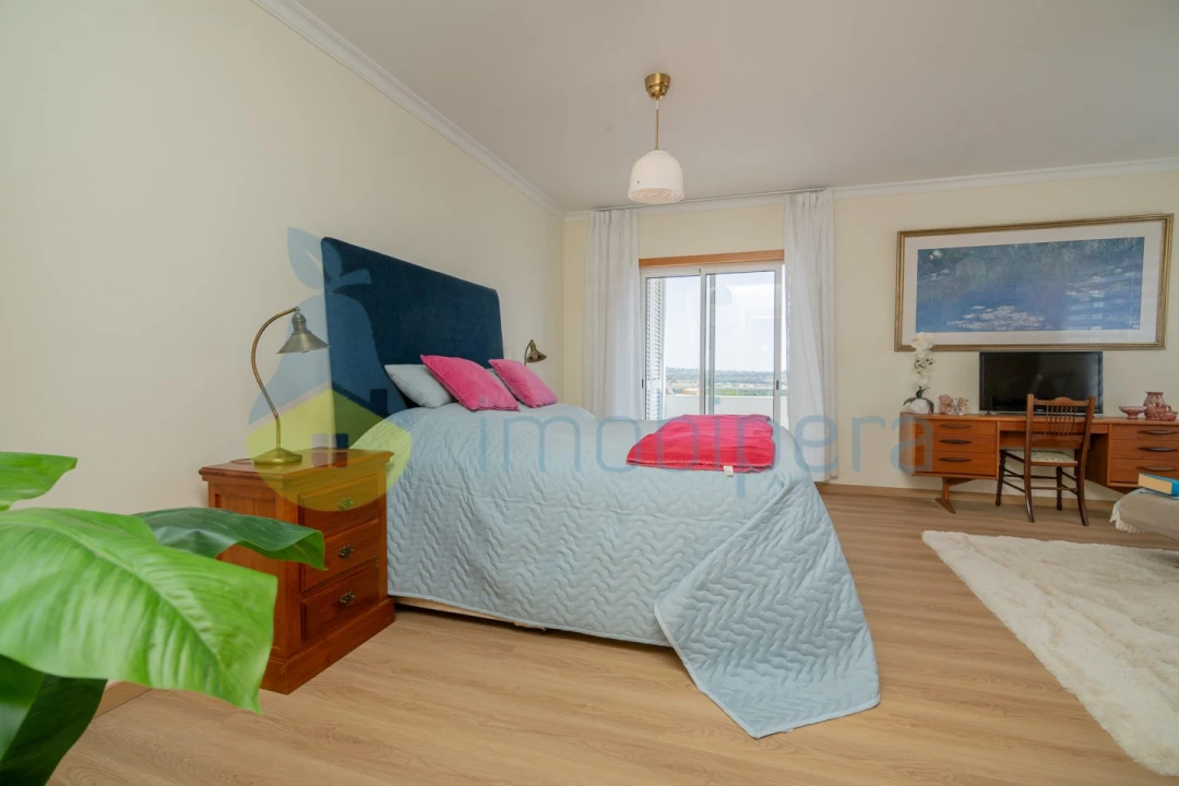 Apartamento T4 para Venda em Lagoa e Carvoeiro Foto 21