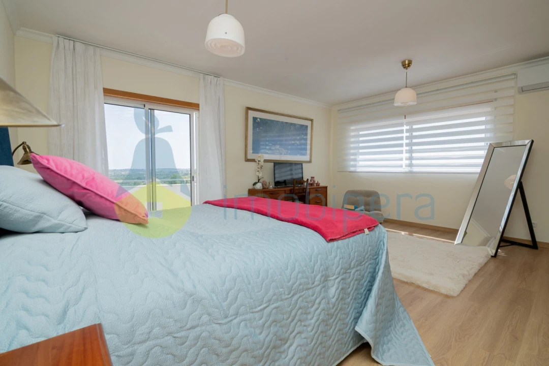 Apartamento T4 para Venda em Lagoa e Carvoeiro Foto 23
