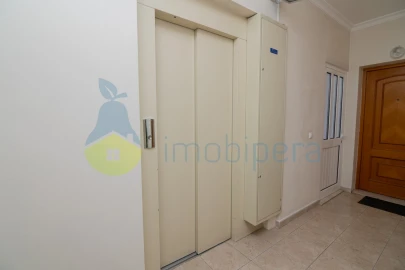 Apartamento T4 para Venda em Lagoa e Carvoeiro
