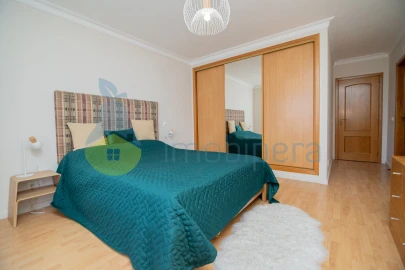 Apartamento T4 para Venda em Lagoa e Carvoeiro