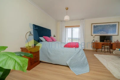 Apartamento T4 para Venda em Lagoa e Carvoeiro