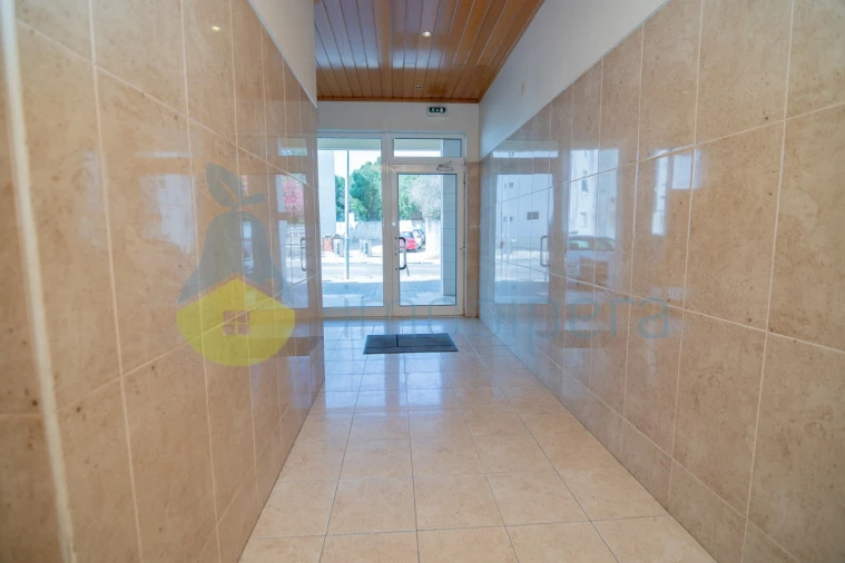 Apartamento T4 para Venda em Lagoa e Carvoeiro Foto 6