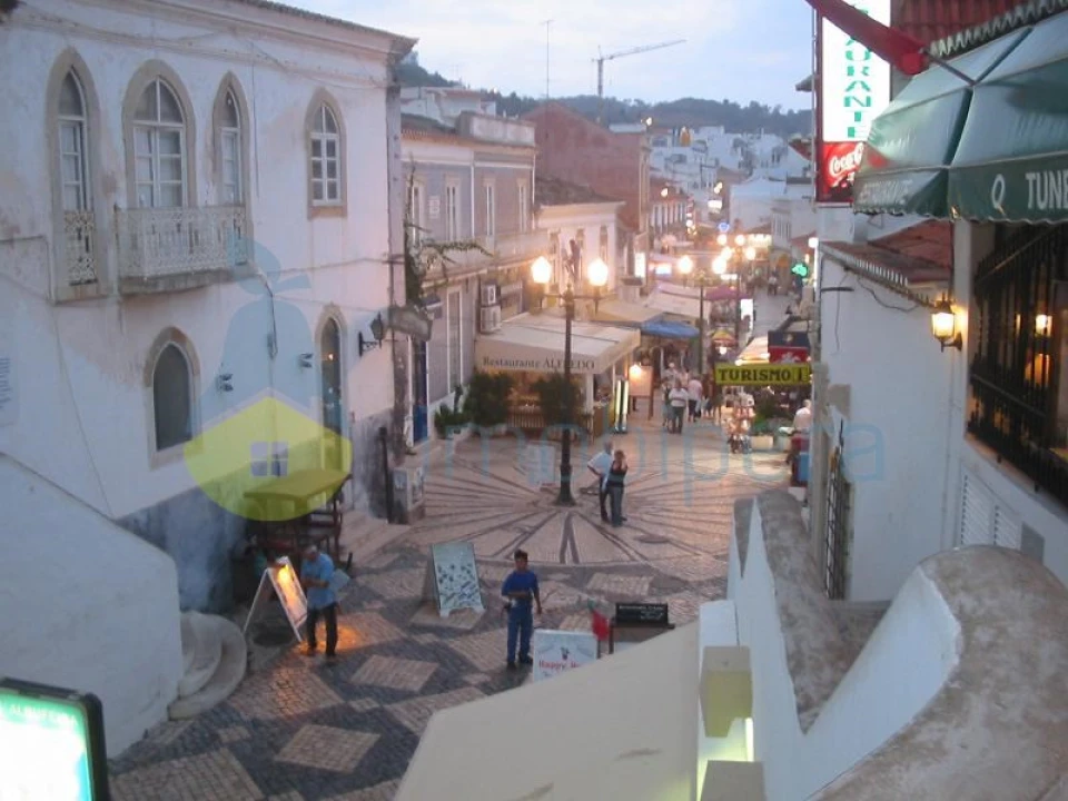 Negócio para Venda em Albufeira e Olhos de Água Foto 1