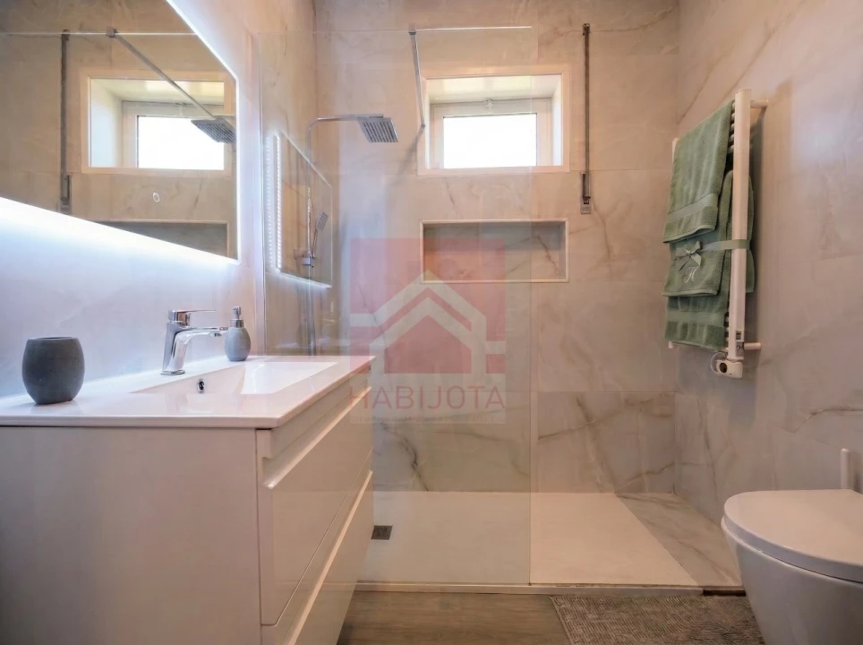 Apartamento T2 para Venda em Fânzeres e São Pedro da Cova Foto 21