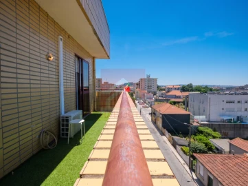 Apartamento T2 para Venda em Fânzeres e São Pedro da Cova