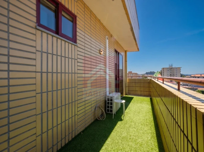 Apartamento T2 para Venda em Fânzeres e São Pedro da Cova Foto 24