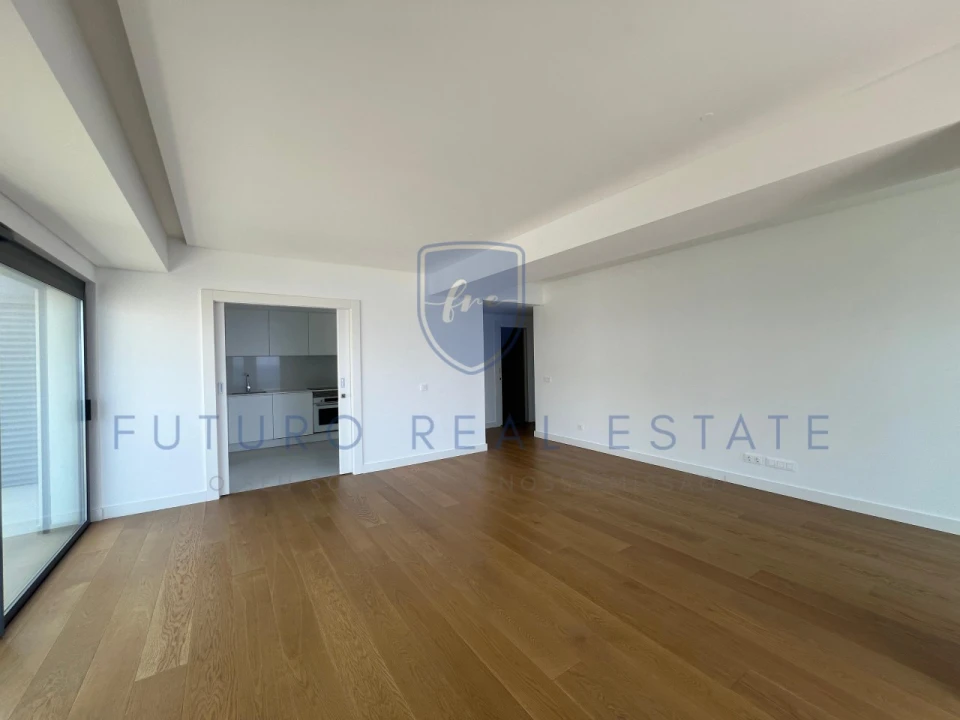 Apartamento T3 para Venda em São Martinho Foto 5