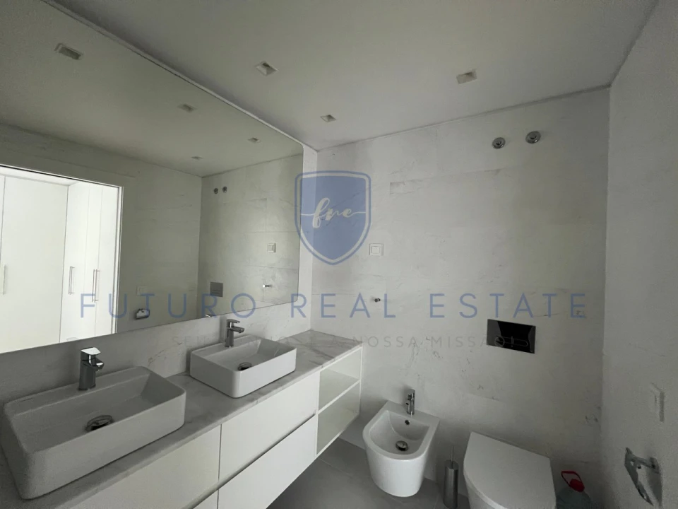 Apartamento T3 para Venda em São Martinho Foto 18