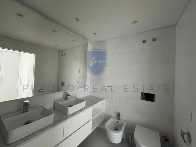 Apartamento T3 para Venda em São Martinho Foto 18