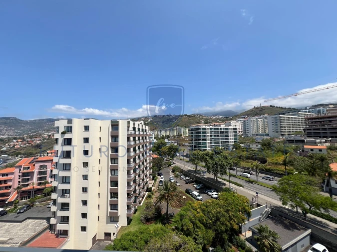 Apartamento T3 para Venda em São Martinho Foto 26