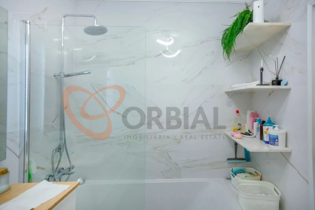 Apartamento T3 para Venda em Albufeira e Olhos de Água Foto 16