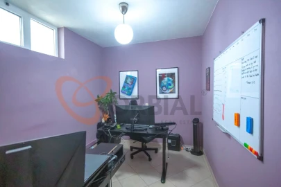 Apartamento T3 para Venda em Albufeira e Olhos de Água