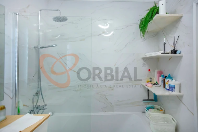 Apartamento T3 para Venda em Albufeira e Olhos de Água Foto 16