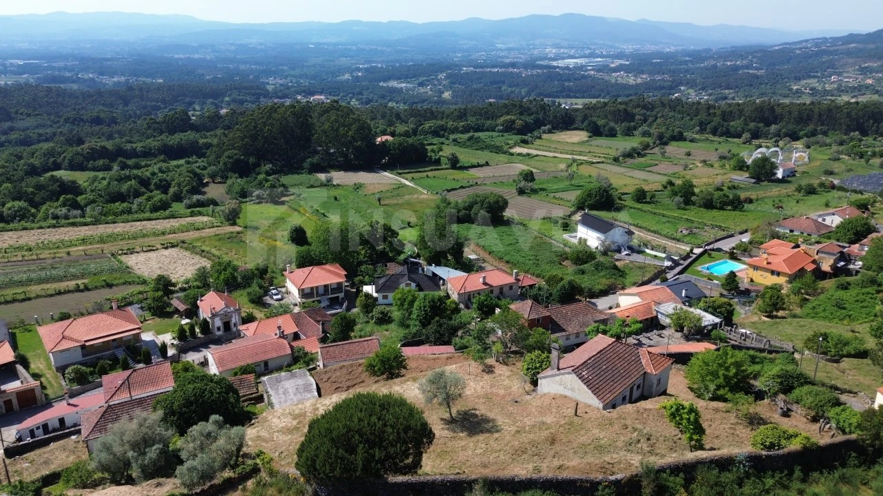 Moradia T4 para Venda em Cerdal Foto 4