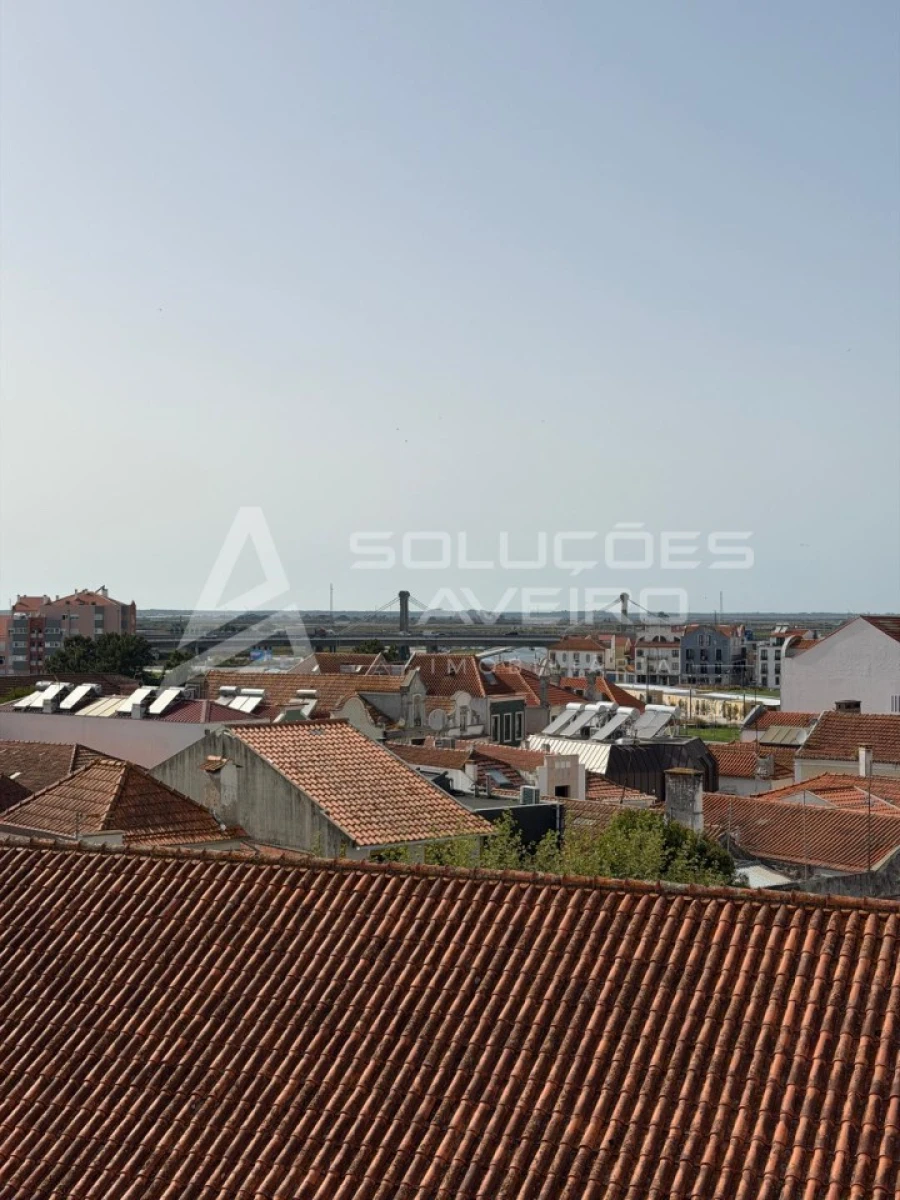 Prédio para Venda em Glória e Vera Cruz Foto 21