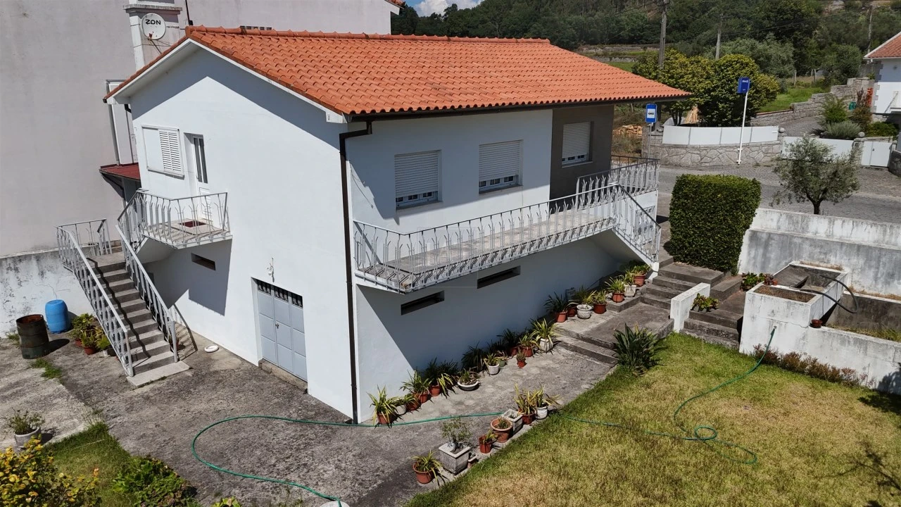 Moradia T3 para Venda em Vila Cova e Feitos Foto 7