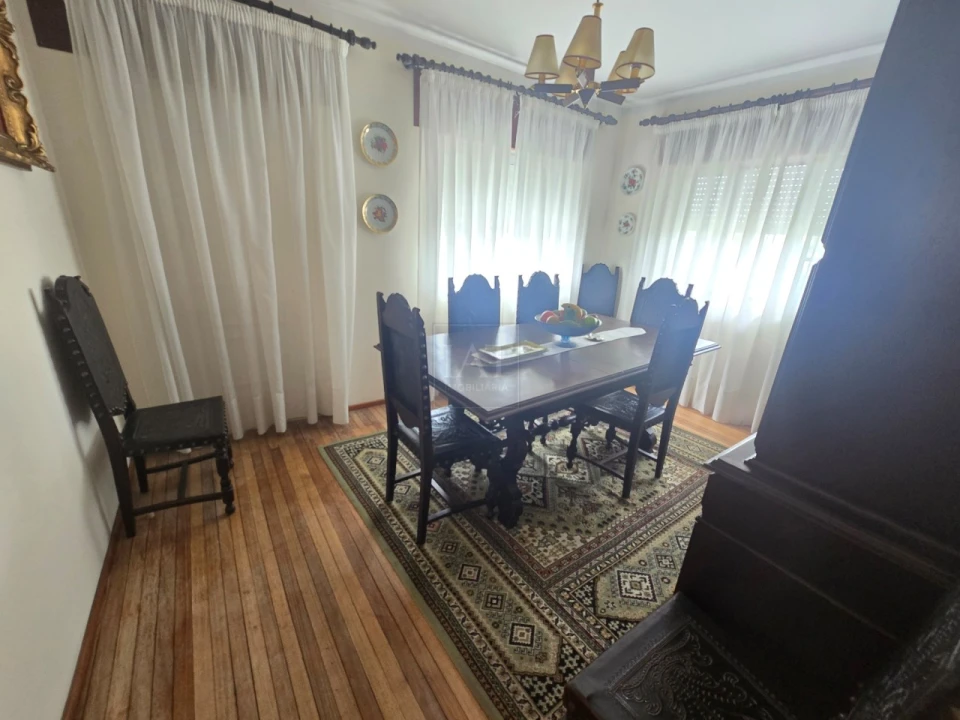 Moradia T3 para Venda em Vila Cova e Feitos Foto 9