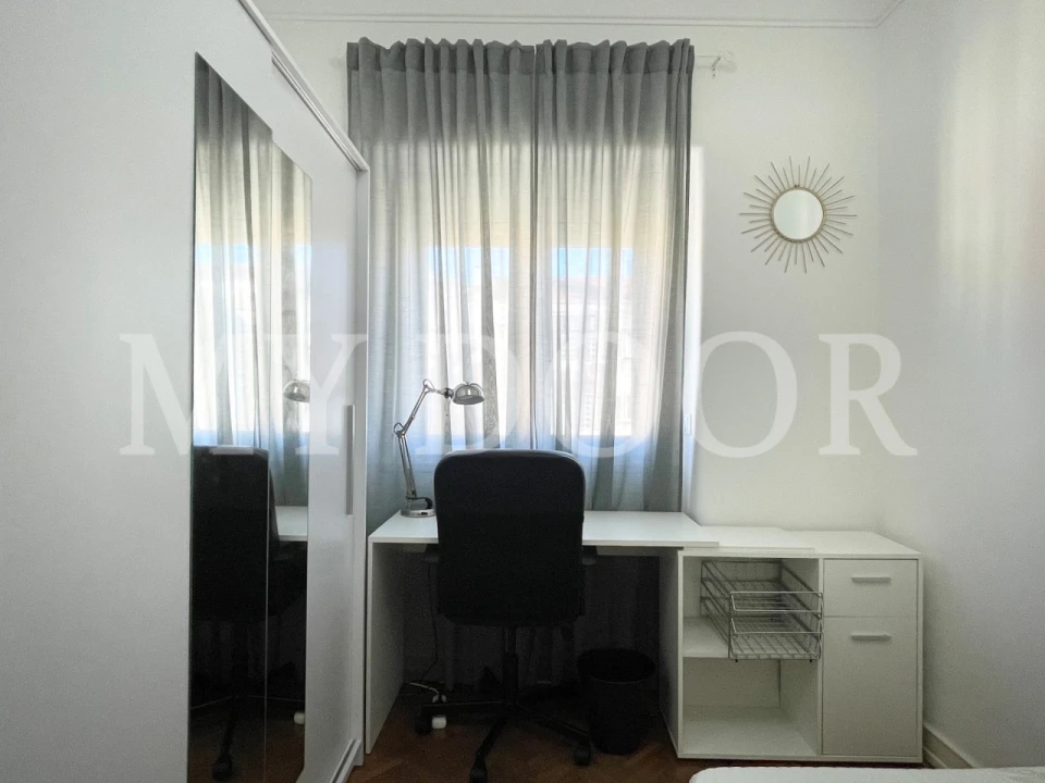 Quarto para Arrendamento em Moscavide e Portela Foto 6