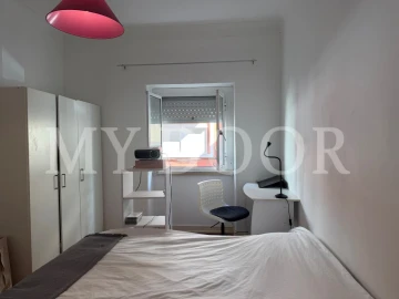 Apartamento T2 para Venda em Moscavide e Portela