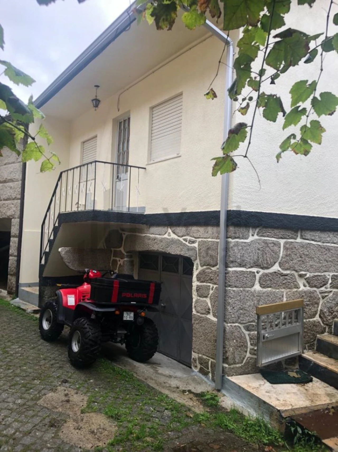 Quinta T3 para Arrendamento em Covelo do Geres Foto 3