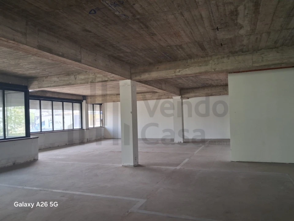 Prédio para Arrendamento em Braga (Maximinos, Sé e Cividade) Foto 1