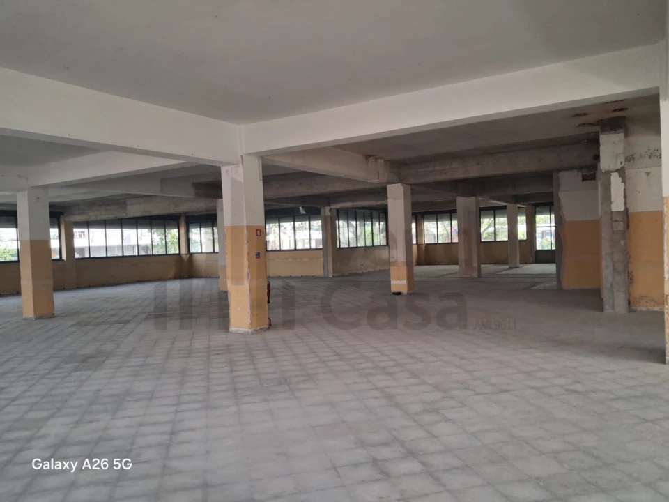 Prédio para Arrendamento em Braga (Maximinos, Sé e Cividade) Foto 3