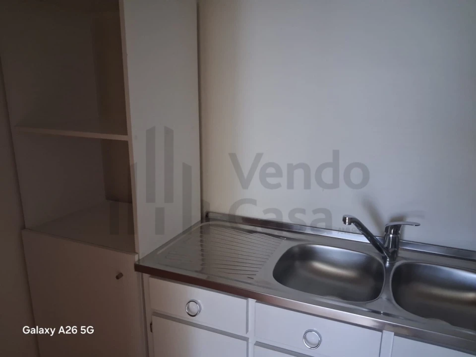 Prédio para Arrendamento em Ferreiros e Gondizalves Foto 10