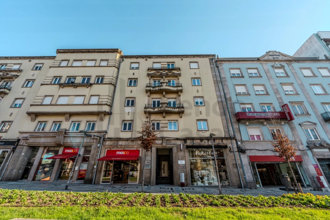 Apartamento T3 para Venda em Braga (São José de São Lázaro e São João do Souto) Foto 1