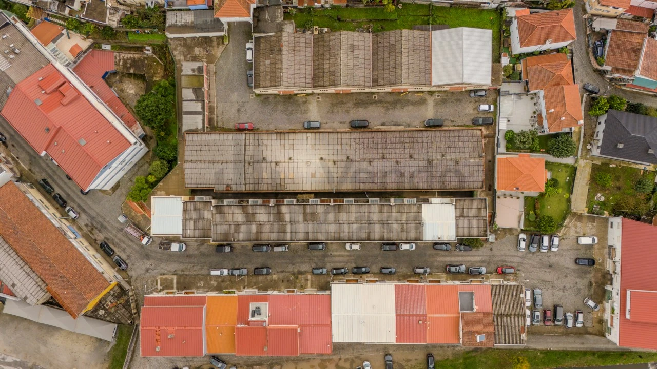 Armazém para Venda em São Vitor (Braga) Foto 1