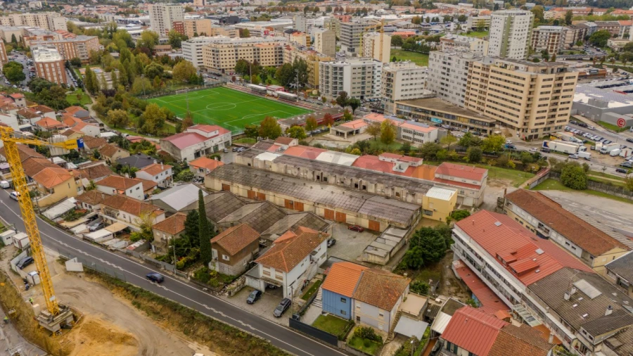 Armazém para Venda em Braga (São José de São Lázaro e São João do Souto)