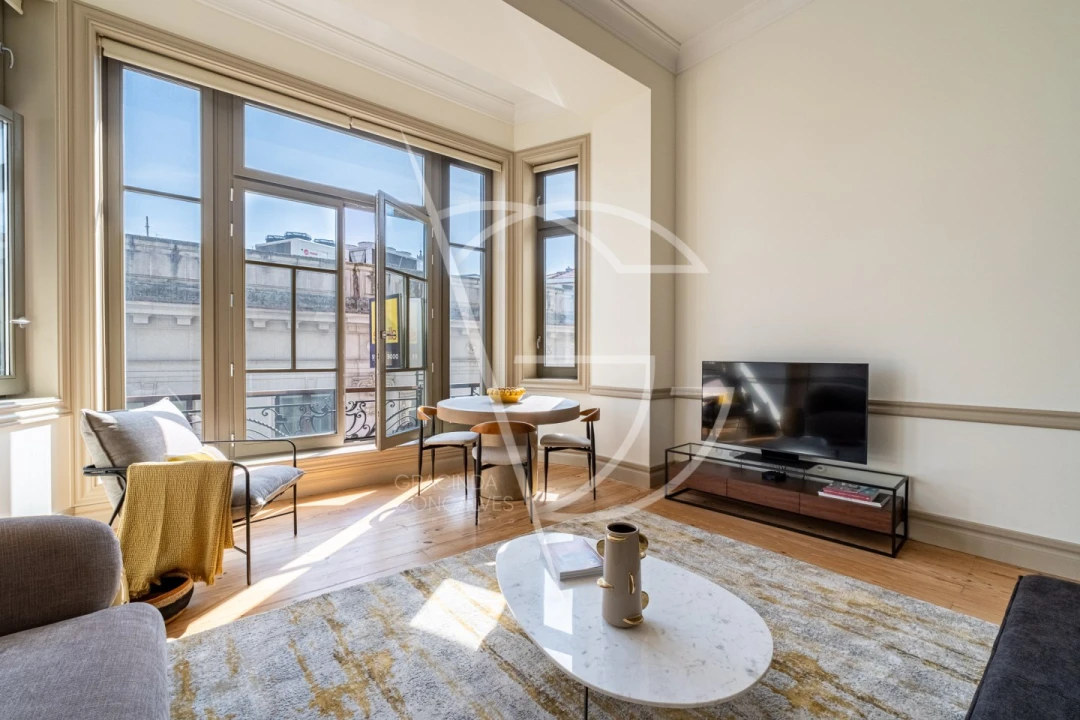 Apartamento para Venda em Cedofeita, Santo Ildefonso, Sé, Miragaia, São Nicolau e Vitória Foto 2