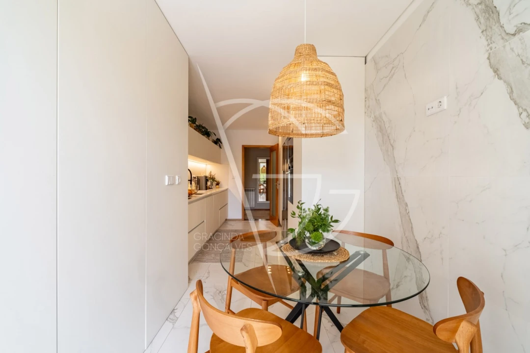 Apartamento T3 para Venda em Castêlo da Maia Foto 14