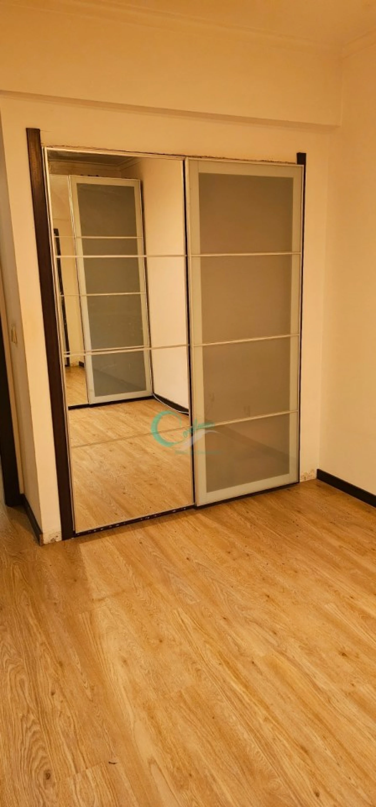 Apartamento T1 para Venda em Rio de Mouro Foto 9